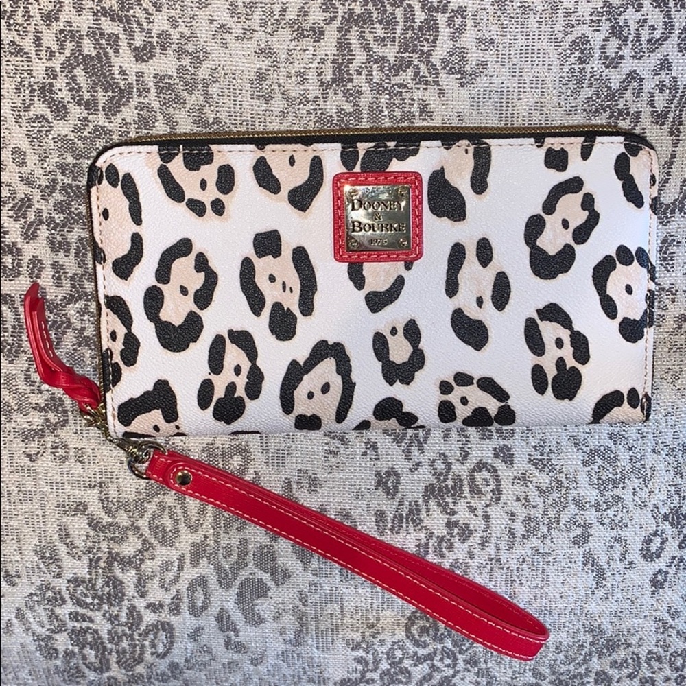 Dooney & Bourke Wristlet